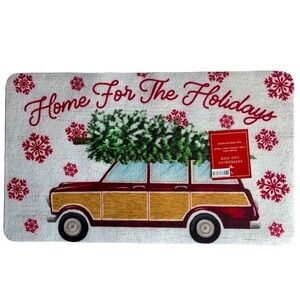 Peppermint & Pine Christmas ACCENT Rug 17.3” X 20.9” Vintage Station Wagon Tree